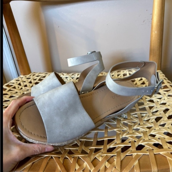 Soda Topic Gray Vegan Nubuck Espadrille Platfrom Wedge Sandals 8 - Picture 7 of 13